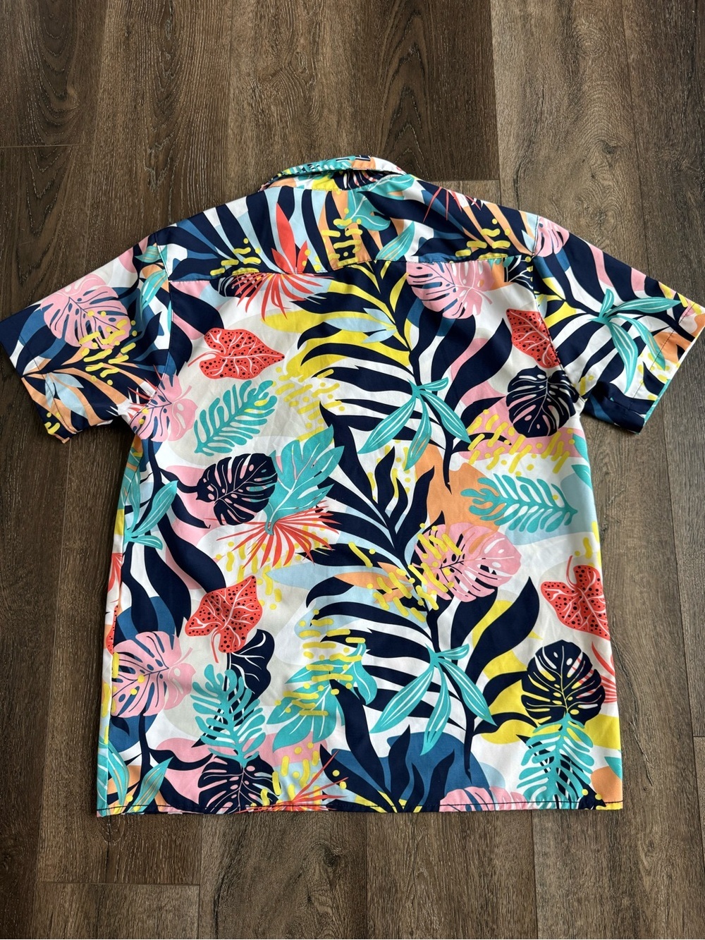 Good Vibes Vibrant Multicolor Tropical Button-Down Shirt Size Large - Picture 6 of 6